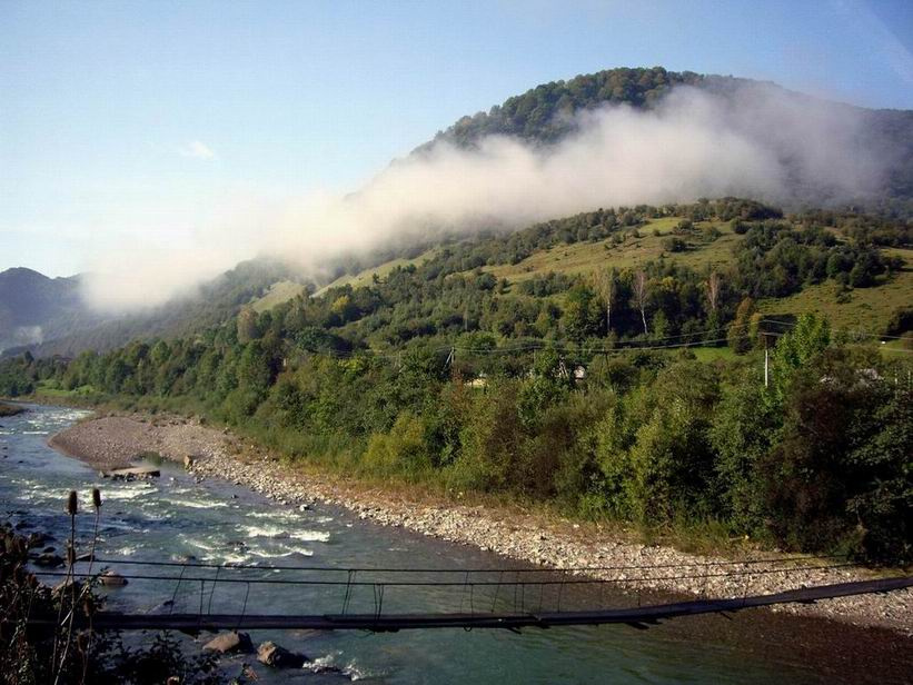 Карпаты горы, Карпаты, горная река