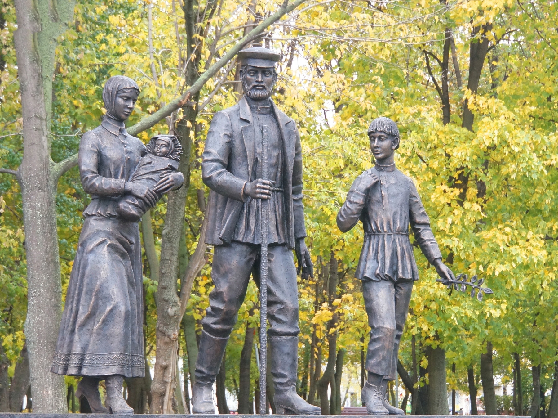 Паломники Паломники скульптура Москва Ярославское шоссе