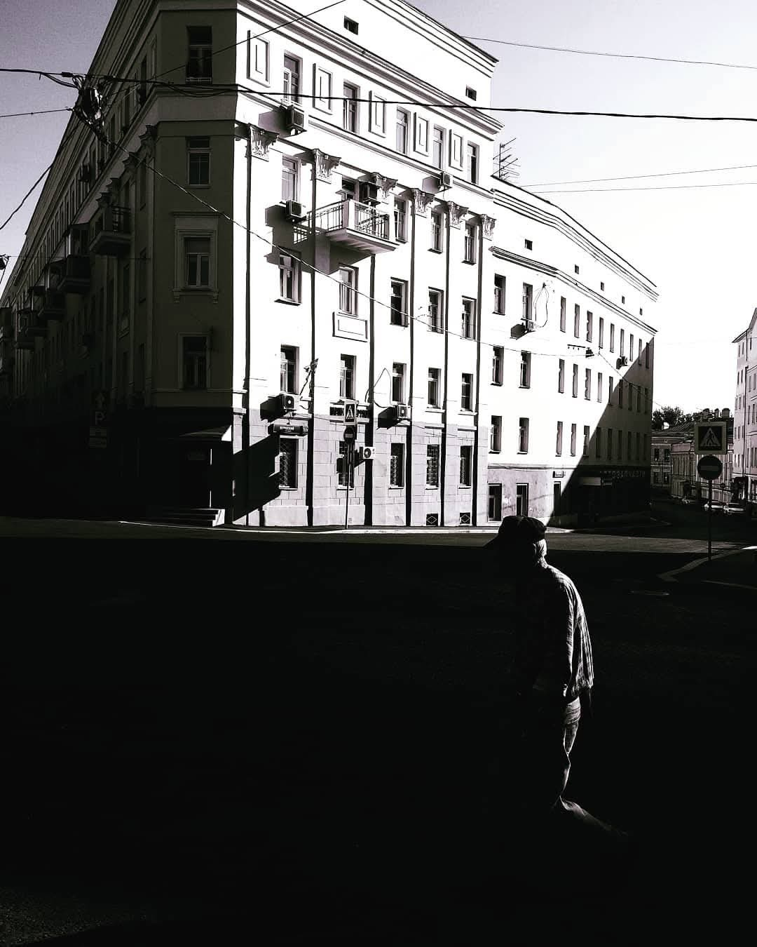 *** тень