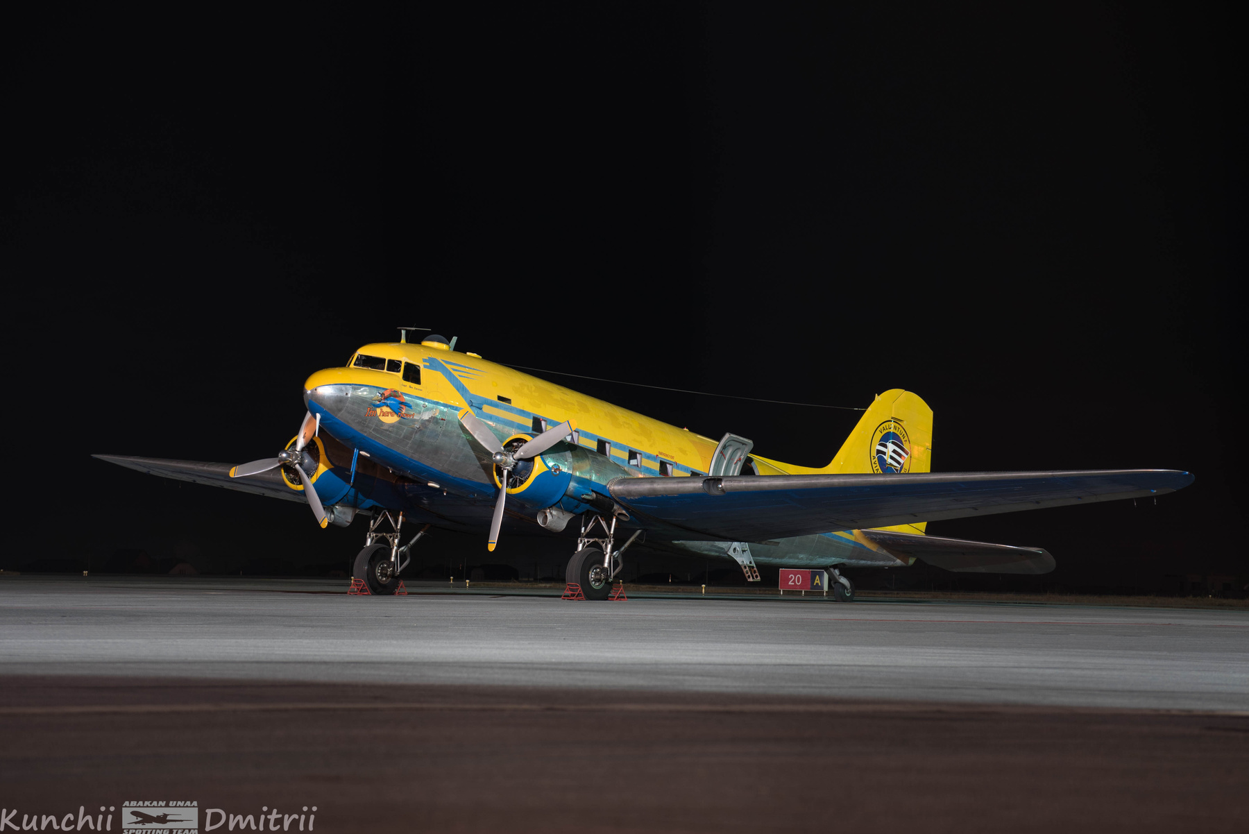 Королева Конго самолёт споттинг Королева Конго ДС-3 Congo Queen авиация авиафото