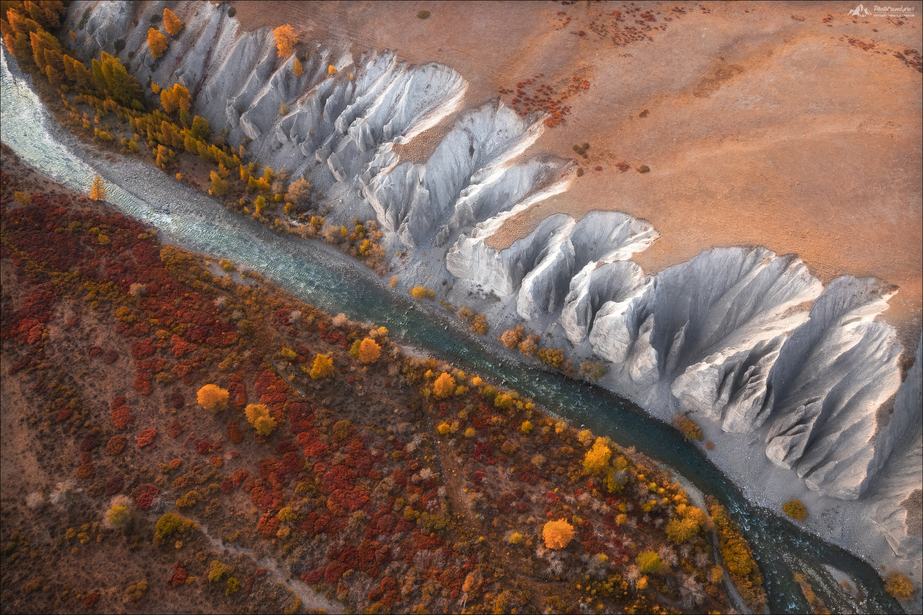 Белые скалы Алтая Алтай Горный белые скалы фототур на алтай phototravel.pro