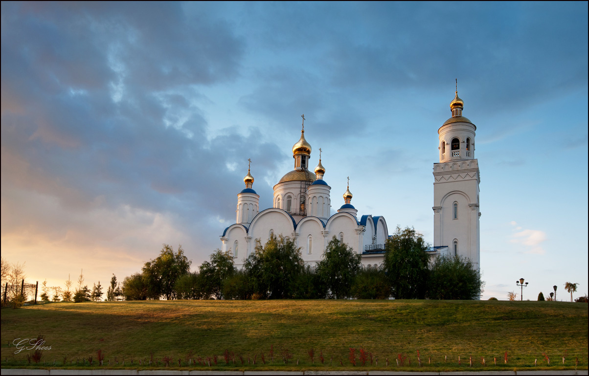 На стыке дня и ночи чебаркуль храм