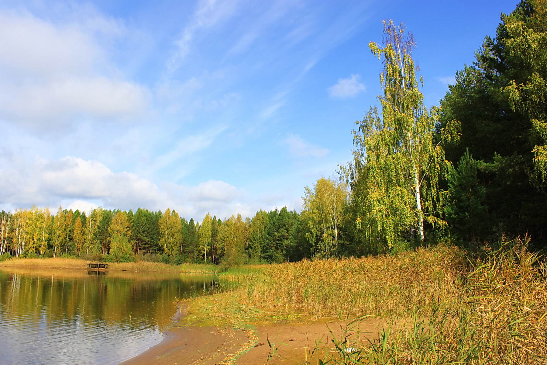 Сентябрь осень,лес,облака,вода,пейзаж,красота