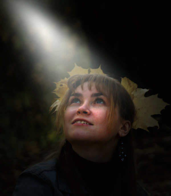 Сошествие святого духа :) девушка дух свет