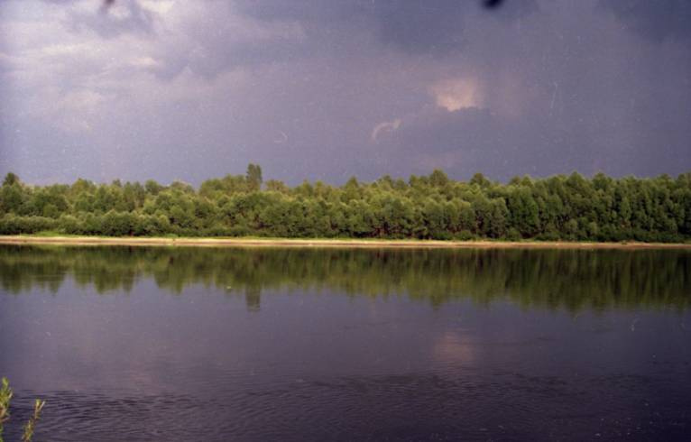 Перед дождем Десна берег дождь