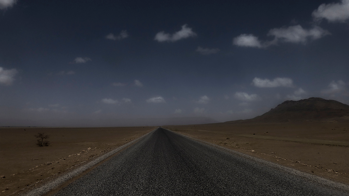 примерно в Сахару Марокко Morocco Загора Zagora дорога RN17 примерно в Сахару