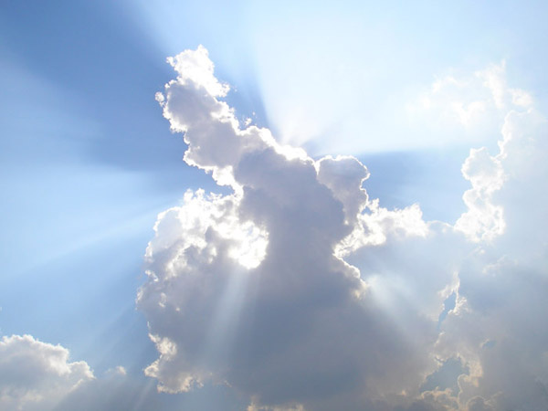Сияние небо облако сияние свет лучи