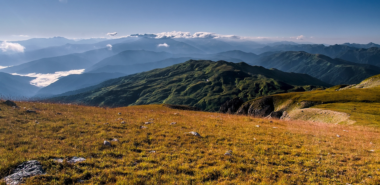 первые лучи Лагонаксого плато 