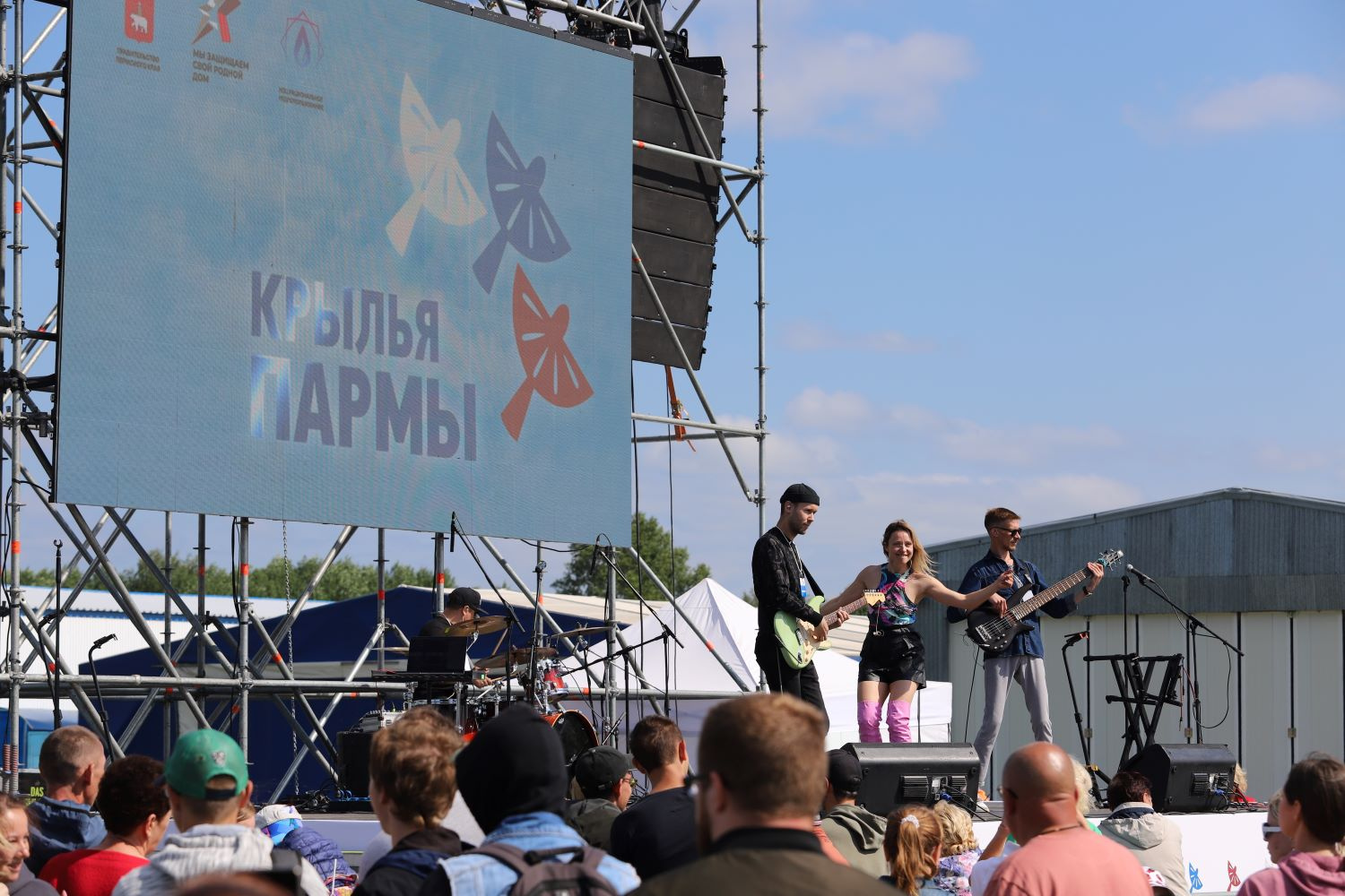 мы  - бродячие артисты 