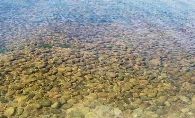 Ладожская мостовая Ладога о Коневец берег камни вода