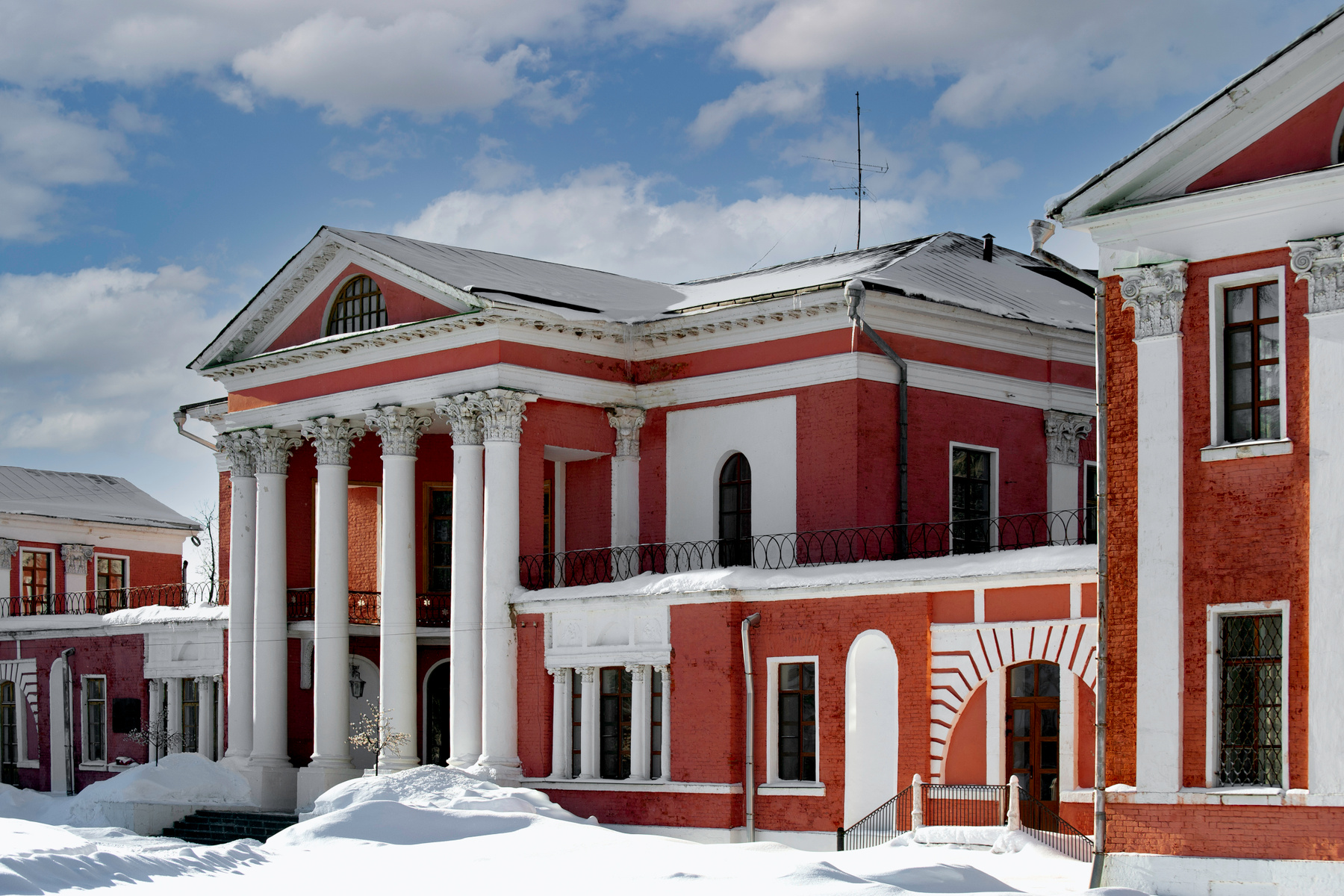 Ярополец. Усадьба Гончаровых. 