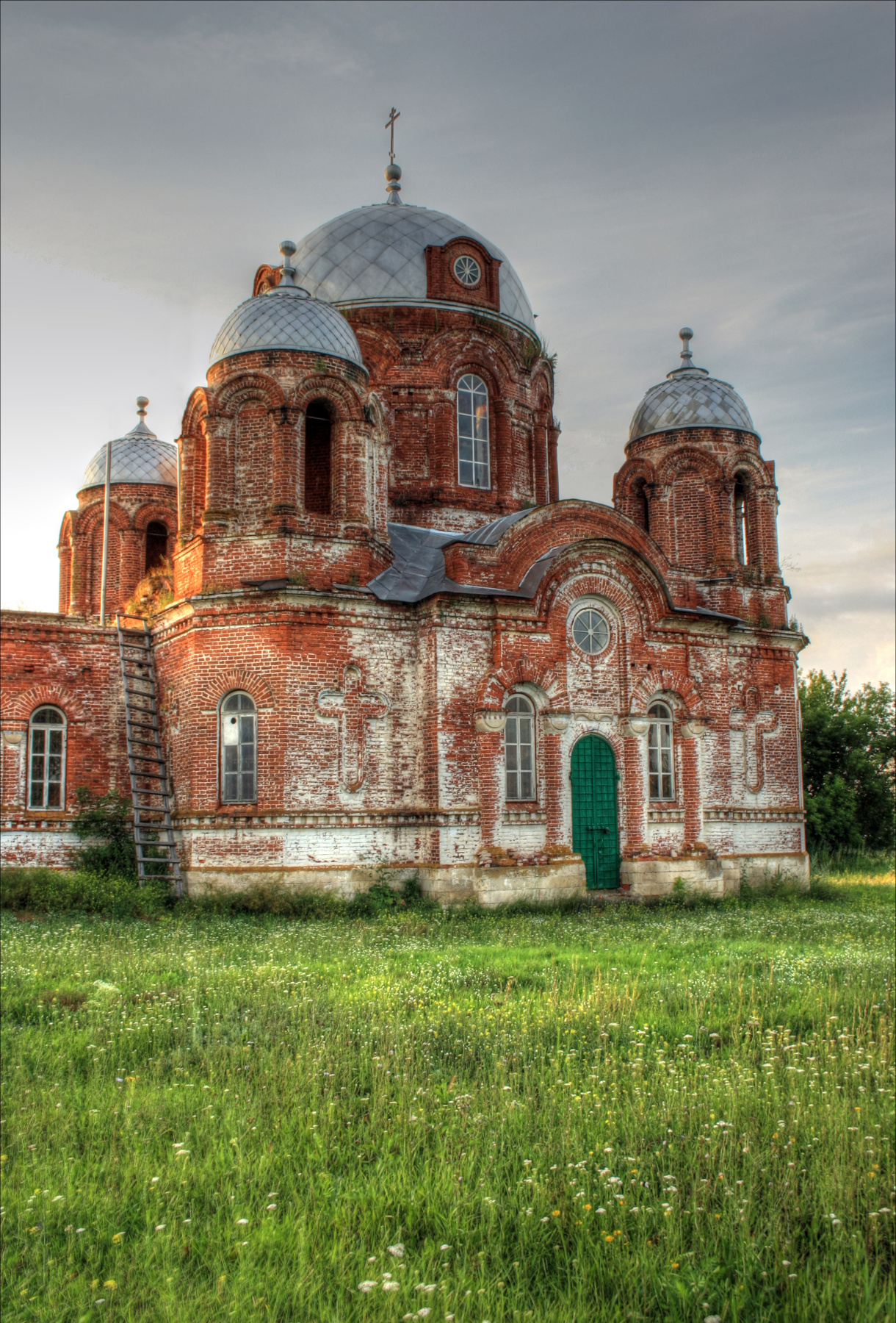 Храм 