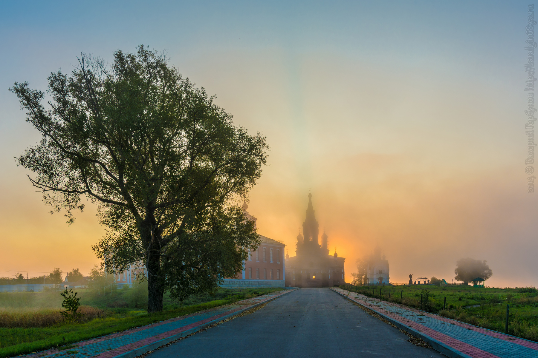 Дорога к храму 