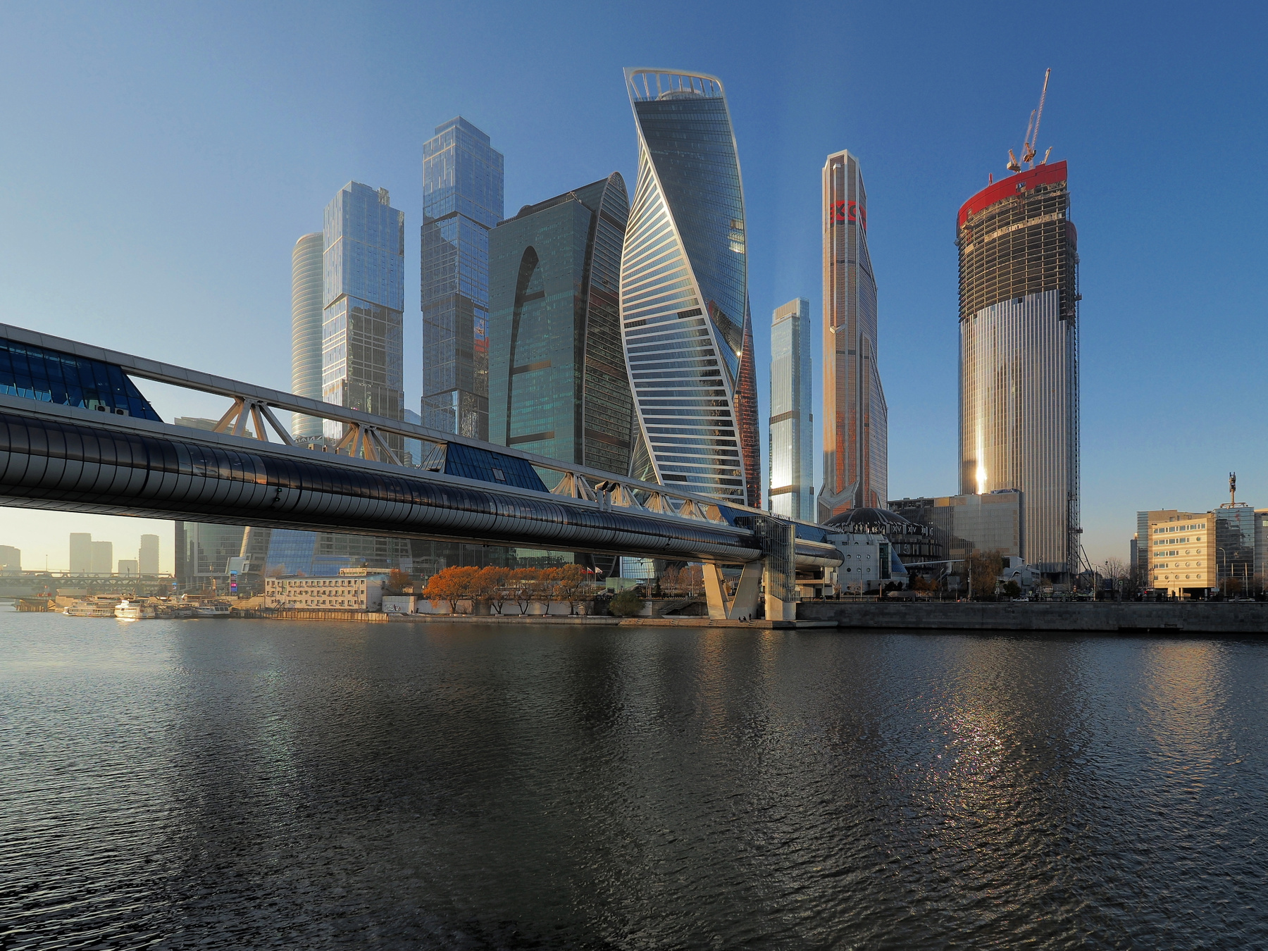 Небоскрёбы, небоскрёбы... 