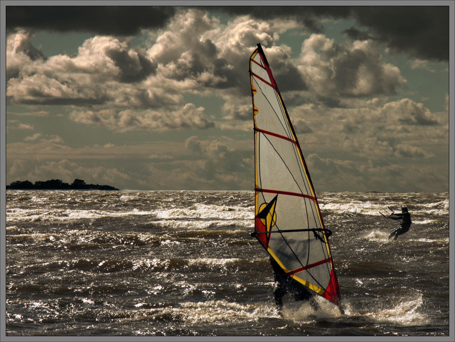 White sail 