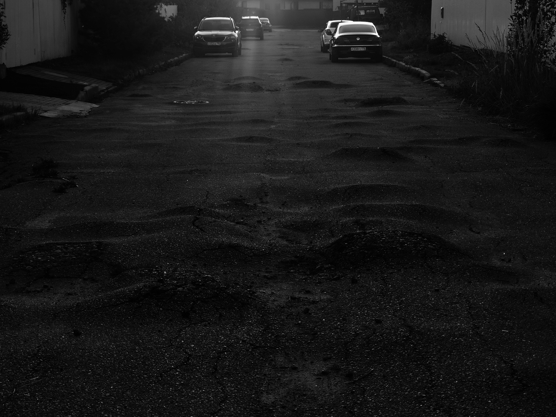 Abby road. road bw black and white way дорога чб сумерки