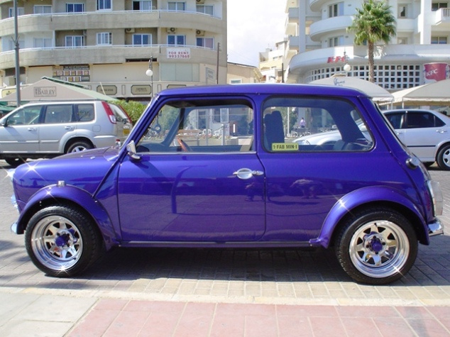 Mini... mini