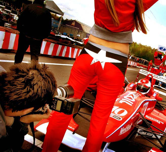Коллекционер.... Коллекционер....the race. Автогонки. Мячково. Фото. Cars.Racing.Women.Photo. Фотовыставка. Рамблер: Лучшие фотографии Владимира Гашнева.