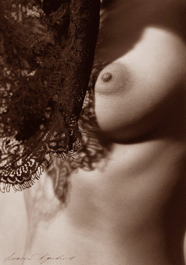 Treasures/5 fine art nude treasures morning