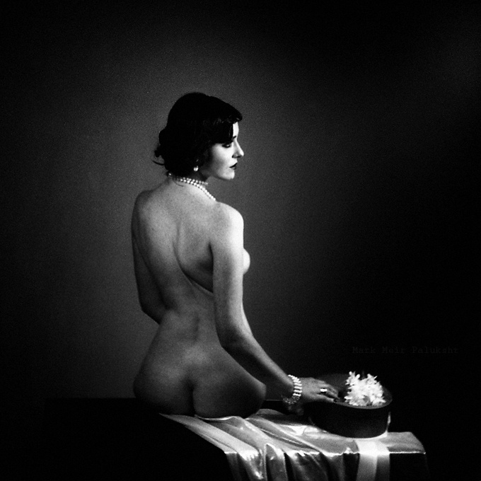 подарок retro nude