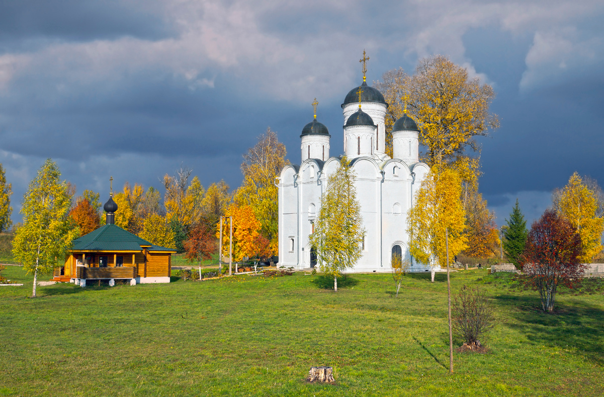 В Микулино село храм вера