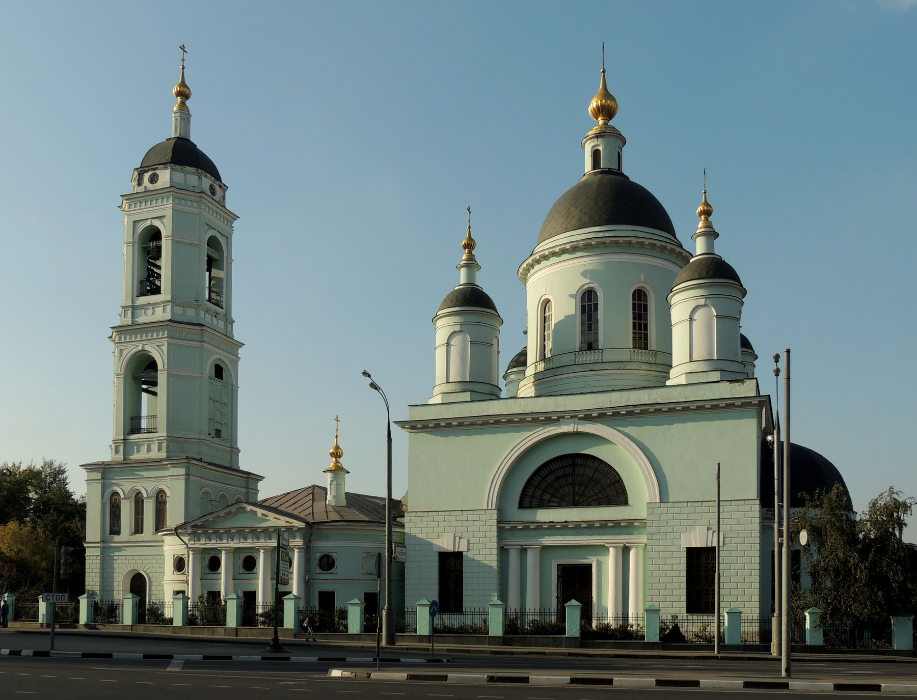 Церковь Сергия Радонежского (Троицы Живоначальной) в Рогожской слободе ампир архитектура город москва николоямская стиль улица храм церковь
