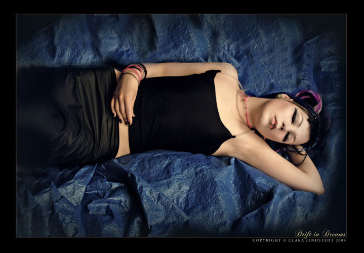 Drift in dreams 