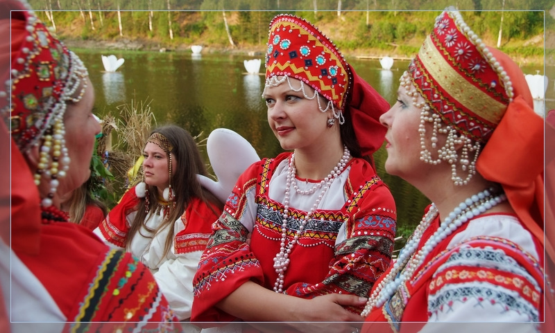 ДЕВИЦА-КРАСАВИЦА (Лубок) девица красавица,русская красота,вечер,народные гуляния