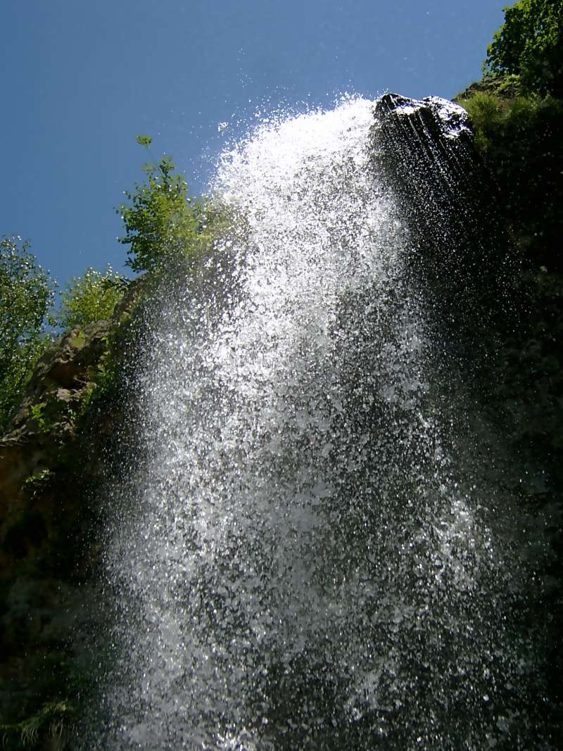 водопад 