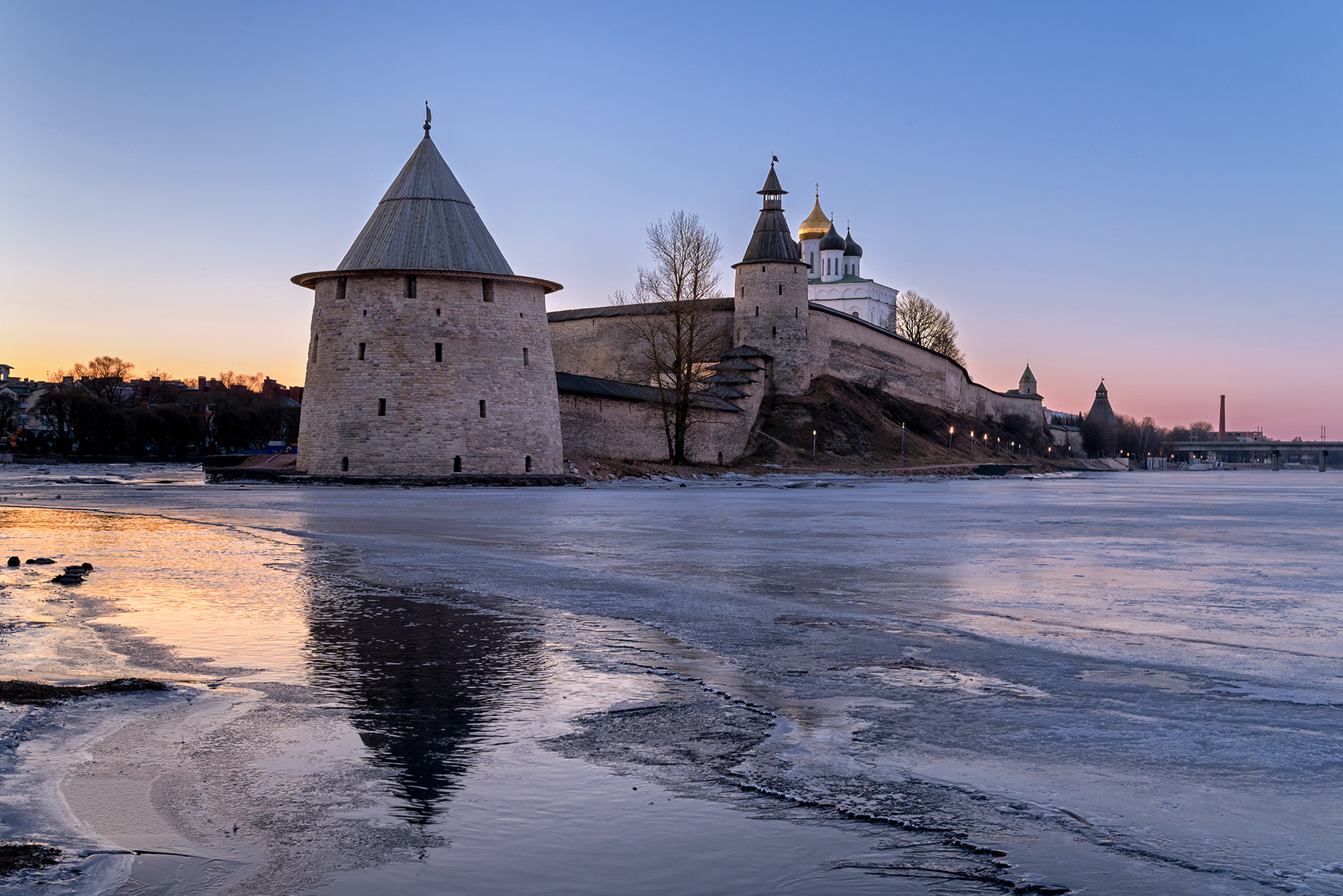 Псковский Кром (Кремль) 