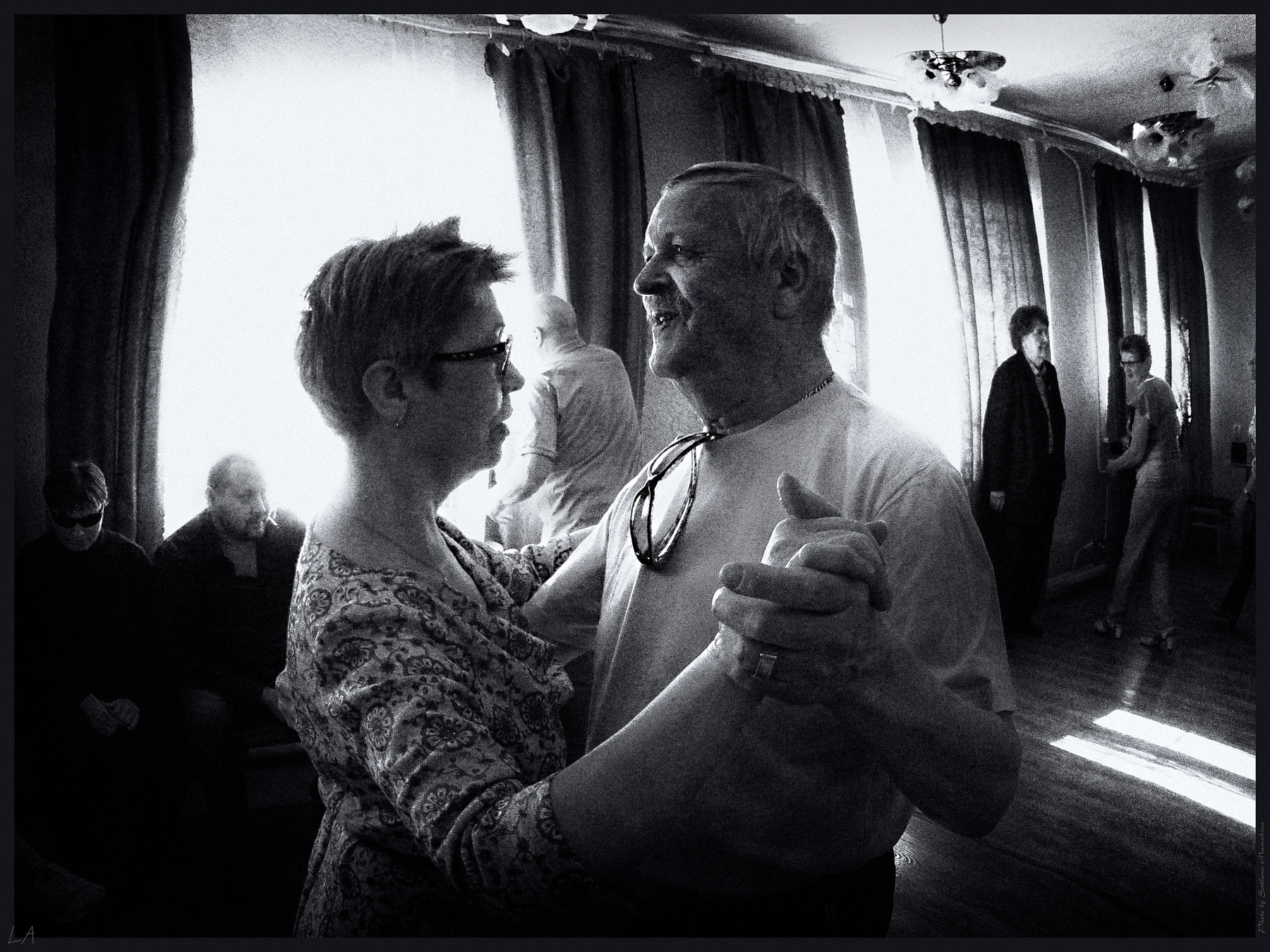 *Мероприятие в местном обществе слепых* фотография путешествие провинция город жанр репортаж танцы общество слепых Фото.Сайт Photo.Sight Светлана Мамакина Lihgra Adventure