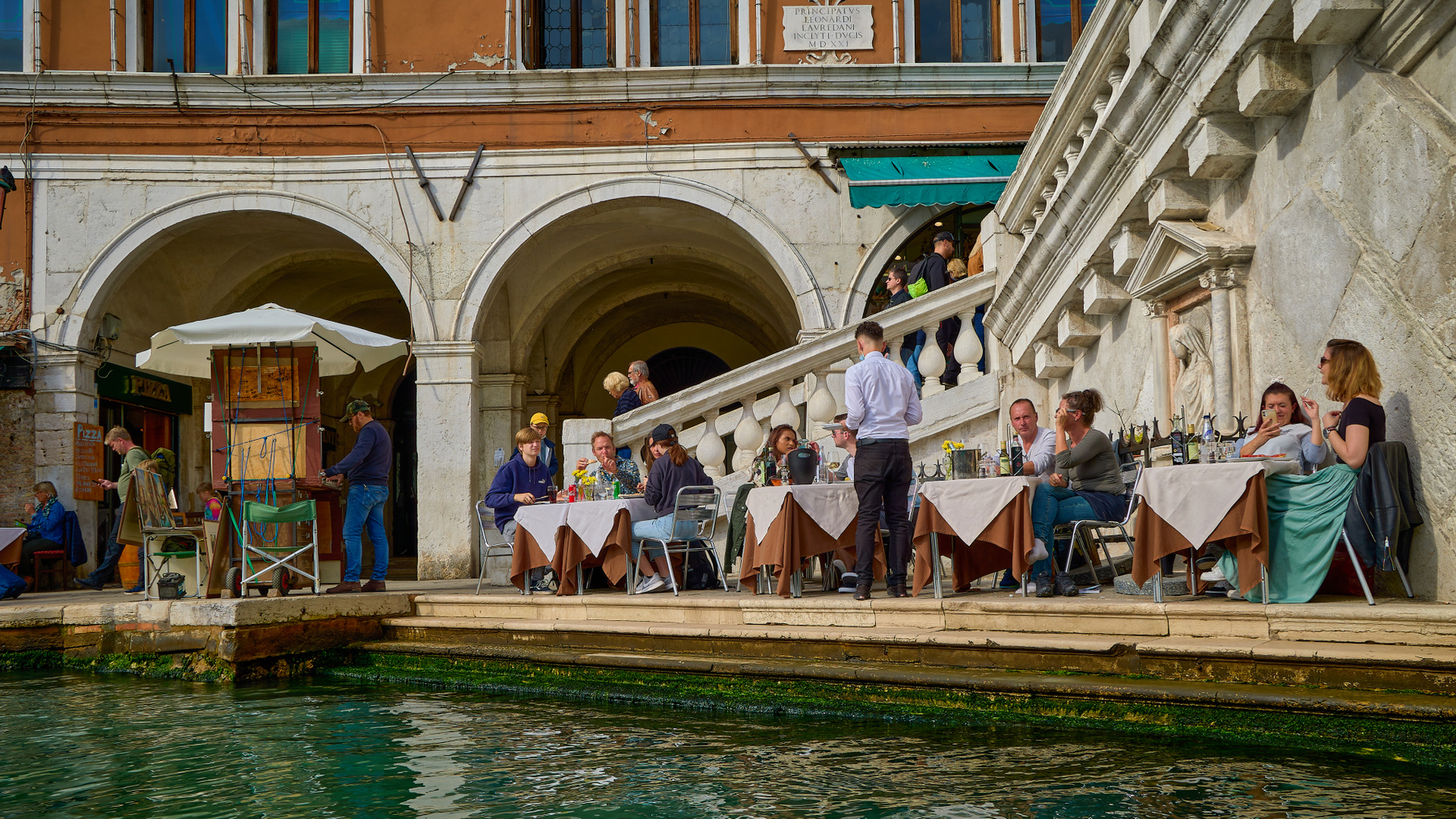Венецианские картинки. Grand Canal. Берег левый... Италия Венеция канал туристы набережная