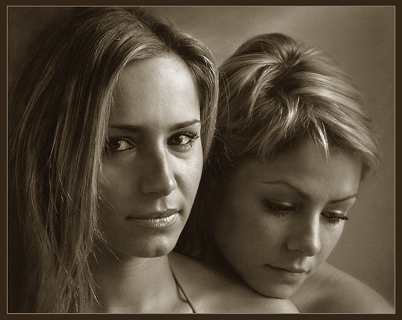 DOUBLE TROUBLE Оксана