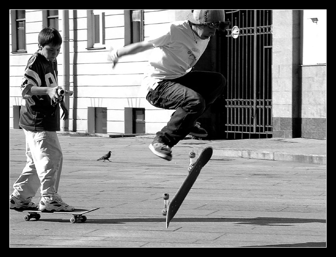 Folks: Skateboarders скейтбордист, оператор, доска, съемка, прыжок