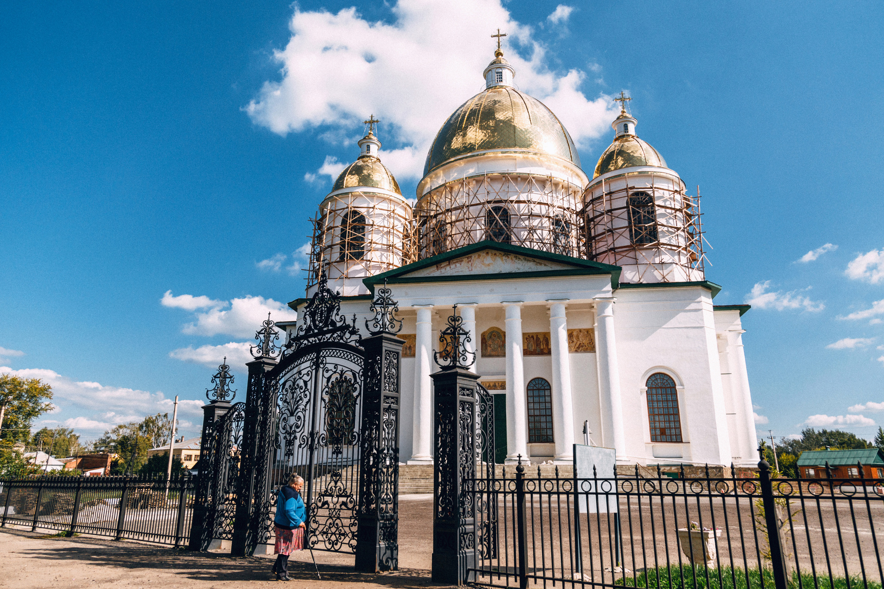 Троицкий собор г.Моршанск ампир архитектор архитектура возрождение город епархия живоначальной золочение классицизм куполов леса митрополия мичуринская моршанск моршанская область памятник работы реставрационные реставрация родина россия собор стасов строительные тамбовская троицк