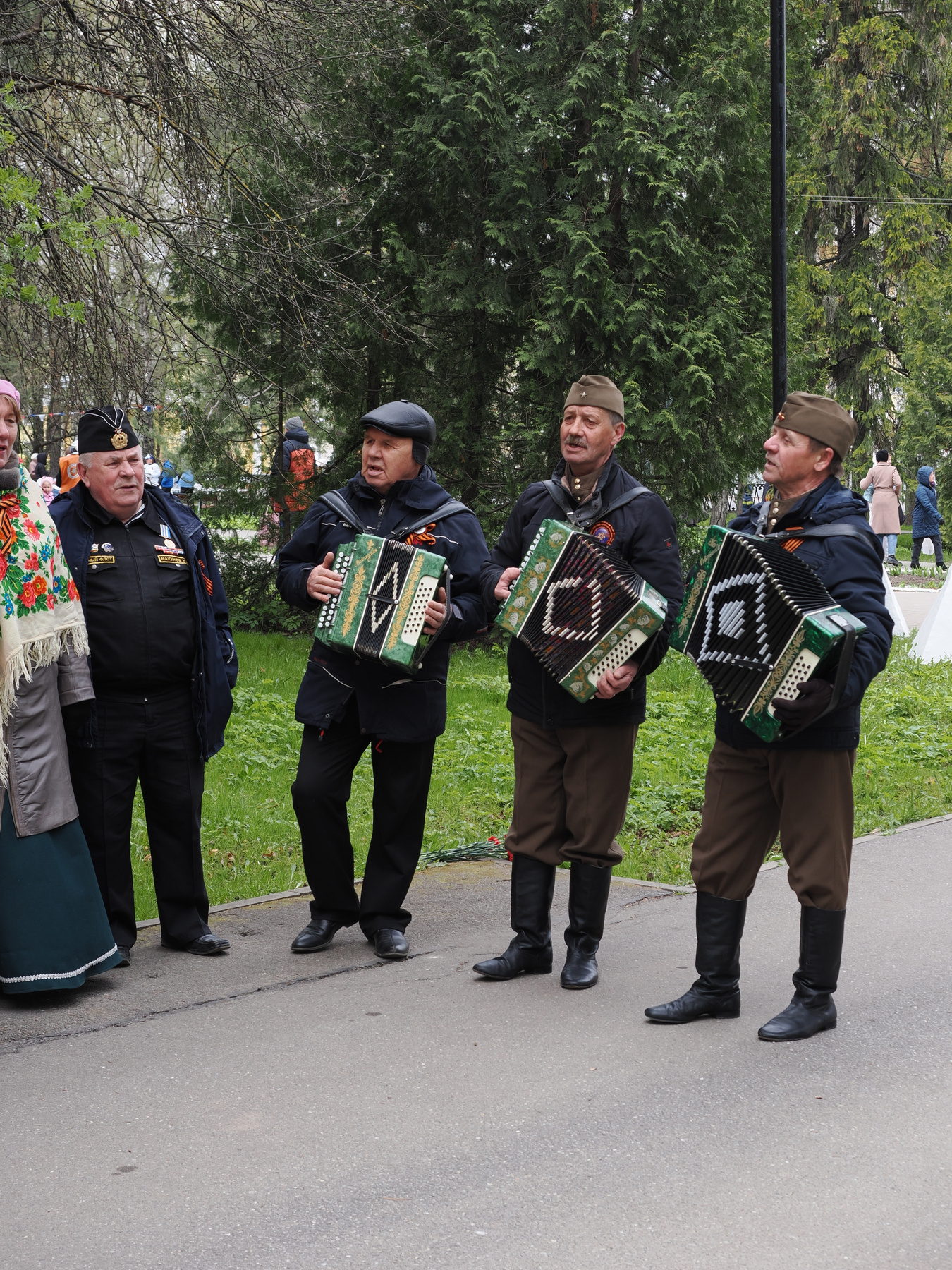 Гармонисты 