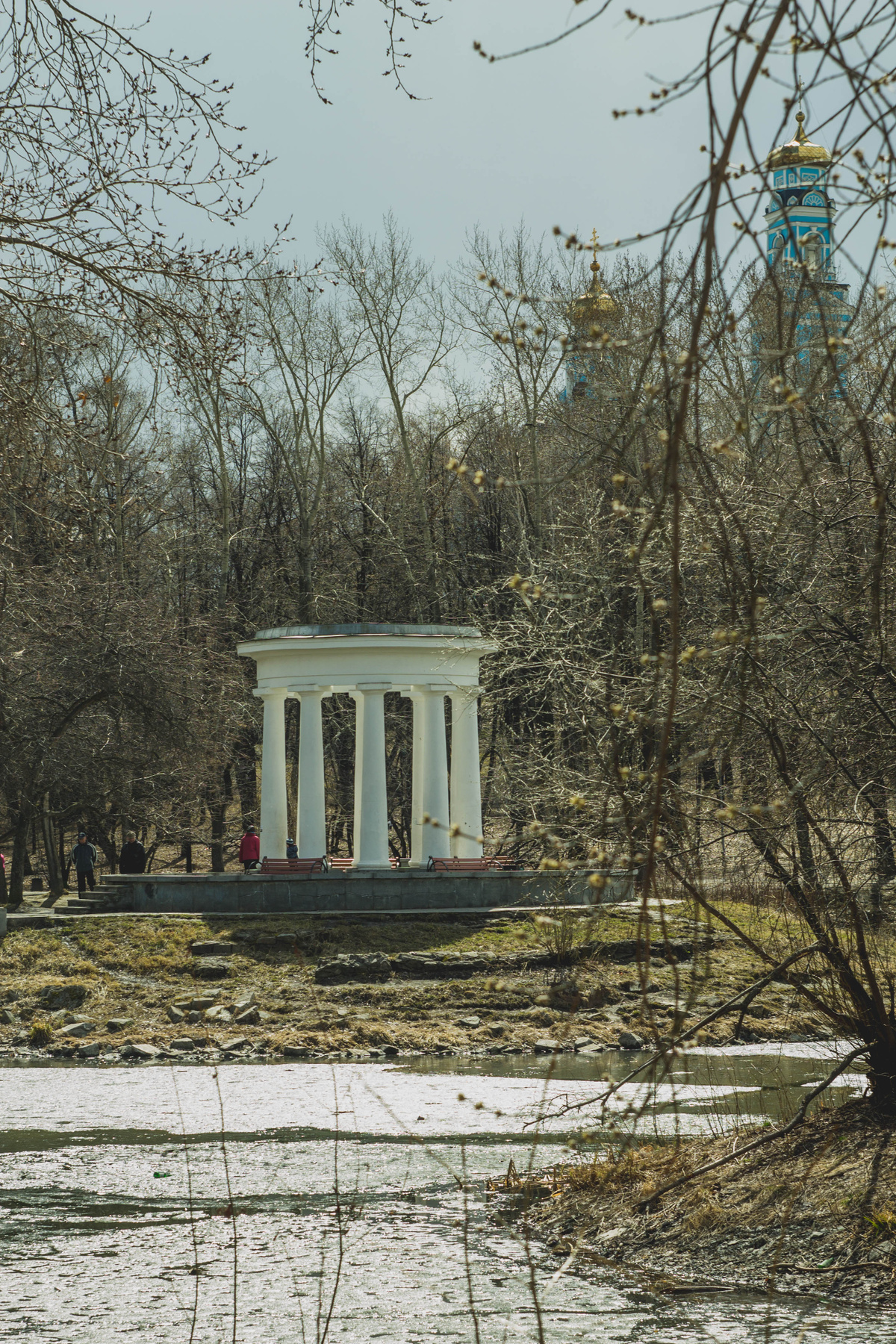 Ротонда в Харитоновском парке 