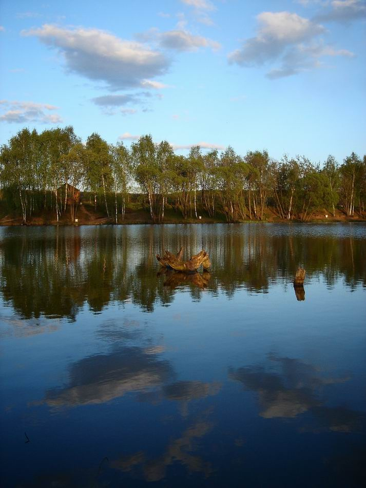 Вечер, на озере 