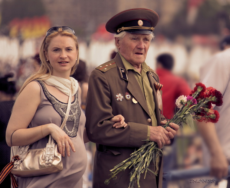 Жизнь продолжается... 