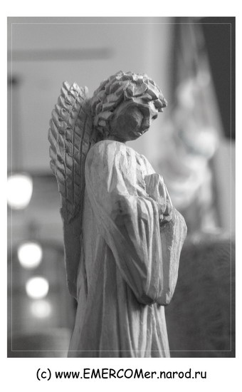 Angel. Фигурка ангела дерево