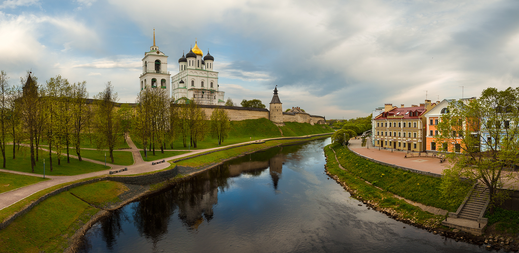 Псков, утро город Псков