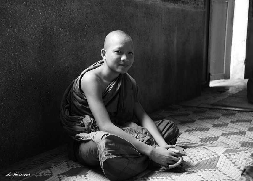 cambodian monk 