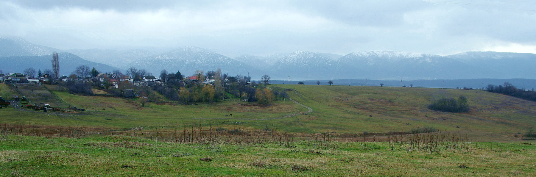 Последний день января. Январь,село,горы,Крым