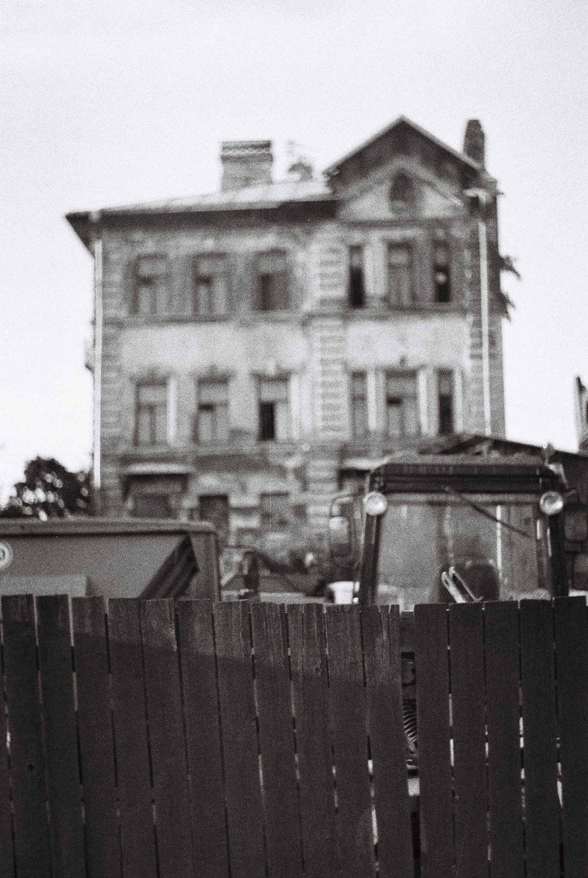 трактор пленка, город