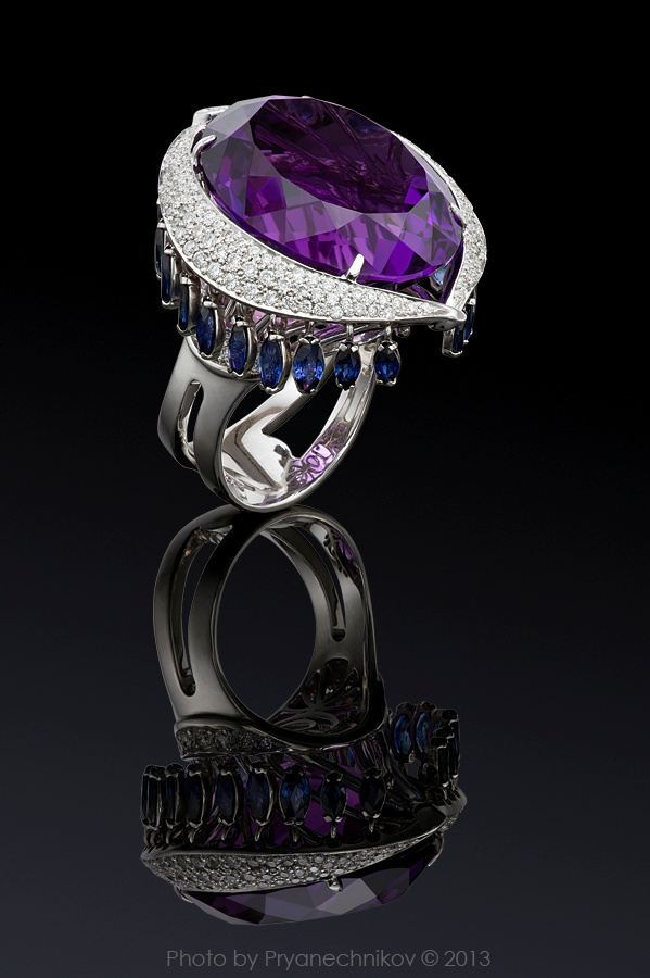 Jewellery Photography. Фото Ювелирных изделий с бриллиантами и драгоценными камнями. Ювелирный постер. Diamond Jewelry. артiфакт екатеринбург ювелирный дом pryanechnikov прянечников палладий платина золото драгоценные камни 