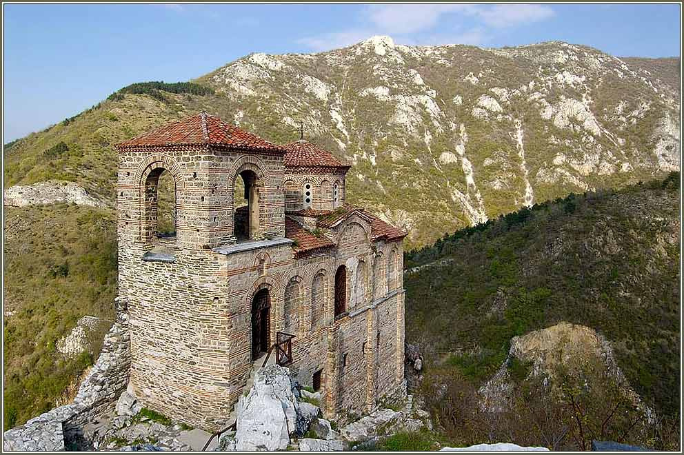 Болгария. Родопы церковь асенова крепость болгария родопы