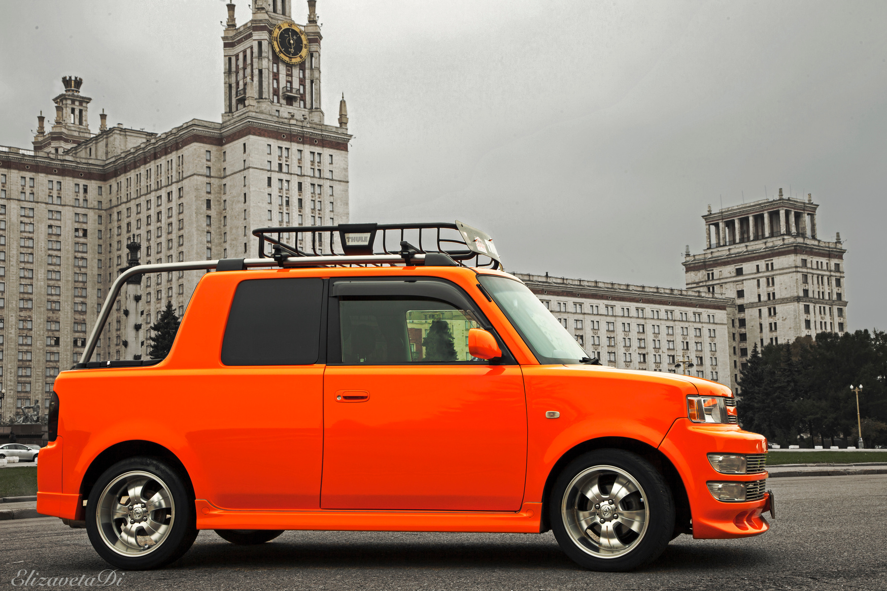 Toyota Bb Opendeck car cars orange sunny toyota jdm машина красивая яркая солнечная позитивная фотосессия смотровая мгу thule