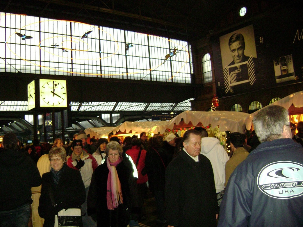 Ultima Ratio  one day, Zurich Railway