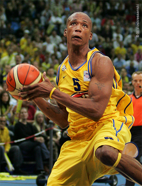 Maceo Baston 