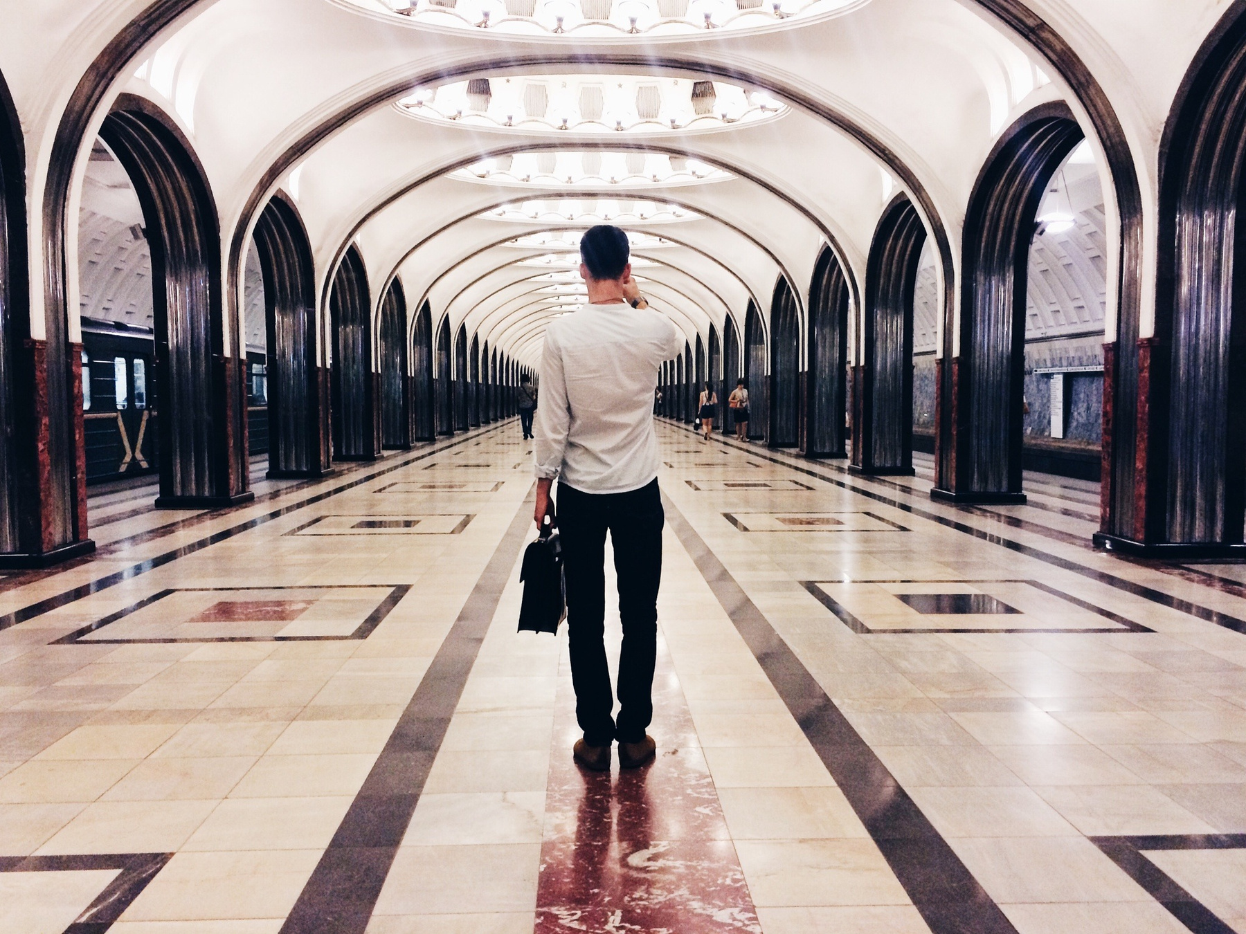 Taking Moscow subway photo 